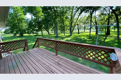 2252 Four Seasons Pkwy, Crown Point, IN 46307 - Photo 4