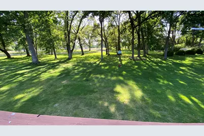 2252 Four Seasons Pkwy, Crown Point, IN 46307 - Photo 2