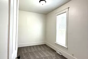 1201 Wabash St, Michigan City, IN 46360 - Photo 10