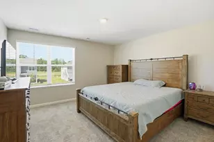 185 Aviana Ave, Hobart, IN 46342 - Photo 16