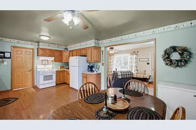 72 Maple Court, Hebron, IN 46341 - Photo 8