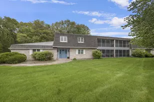 690 Hidden Oak Trail, Hobart, IN 46342 - Photo 2