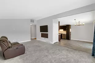 2548 Wicker Ave, Highland, IN 46322 - Photo 8