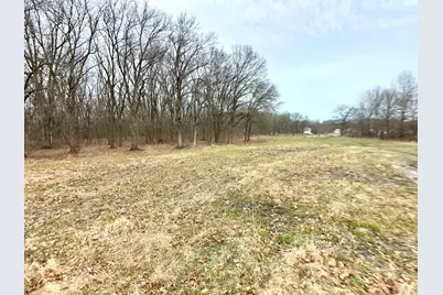 6321 E 129th Avenue, Crown Point, IN 46307 - Photo 2