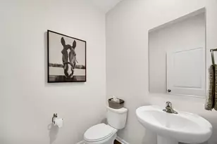 10454 Privet Dr, Crown Point, IN 46307 - Photo 4