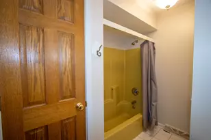184 S 200 W, Valparaiso, IN 46385 - Photo 28