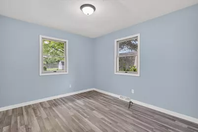 222 Greenwood Drive, La Porte, IN 46350 - Photo 14