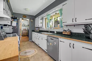 8306 Crestwood Ave, Munster, IN 46321 - Photo 8
