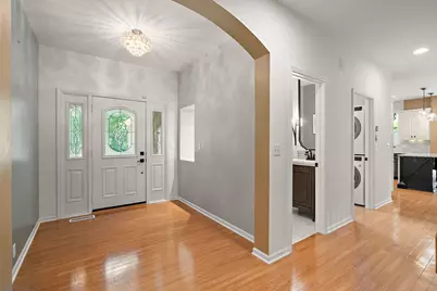 246 White Thorne Lane, Valparaiso, IN 46383 - Photo 4