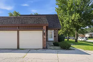 7933 Jefferson Ave, Munster, IN 46321 - Photo 18
