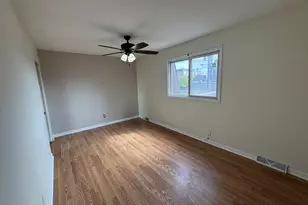 7933 Jefferson Ave, Munster, IN 46321 - Photo 8
