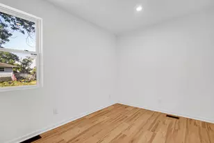 1323 Johnson St, Gary, IN 46407 - Photo 14