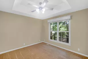 2400 E 9th Pl, Hobart, IN 46342 - Photo 14