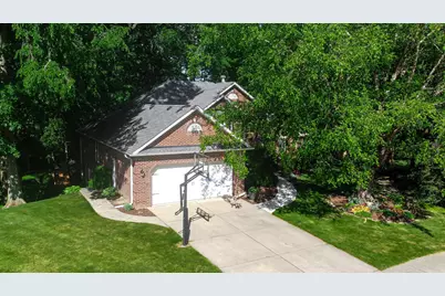 2400 E 9th Place, Hobart, IN 46342 - Photo 32