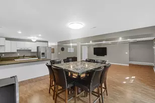 2400 E 9th Pl, Hobart, IN 46342 - Photo 18