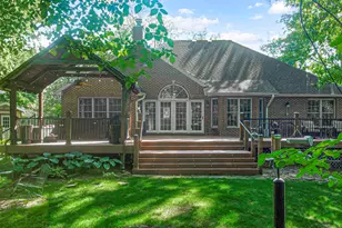 2400 E 9th Pl, Hobart, IN 46342 - Photo 26