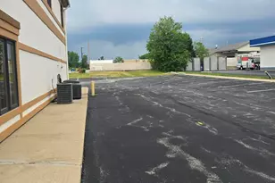 8080 E 109th Ave, Winfield, IN 46307 - Photo 24
