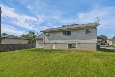 981 W 69th Place, Merrillville, IN 46410 - Photo 24