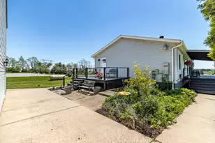 16321 Colorado St, Hebron, IN 46341 - Photo 4