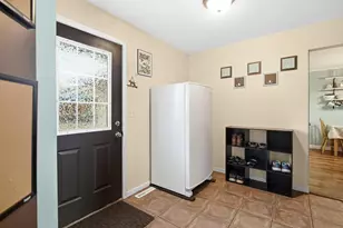 1113 Begonia St SE, Demotte, IN 46310 - Photo 18