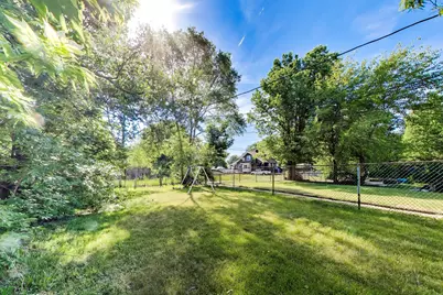 1555 Ellsworth Street, Gary, IN 46404 - Photo 12