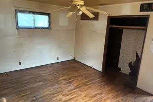2718 Hickory St, Portage, IN 46368 - Photo 4