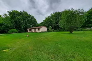 704 S 22nd St, Chesterton, IN 46304 - Photo 26