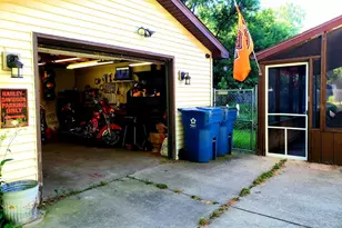 704 S 22nd St, Chesterton, IN 46304 - Photo 4