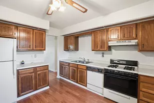 4142 Augusta Dr, Crown Point, IN 46307 - Photo 6