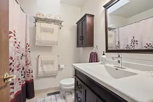 4142 Augusta Dr, Crown Point, IN 46307 - Photo 12