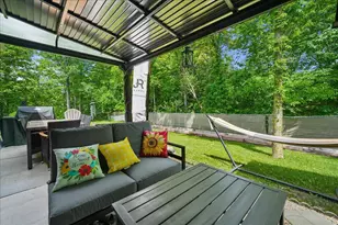 685 Friars Grn, Valparaiso, IN 46385 - Photo 4