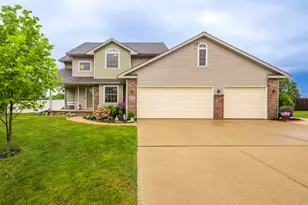 6330 Savannah Ave, Portage, IN 46368 - Photo 2