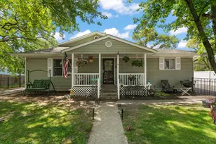 33 E Washington Ave, Hobart, IN 46342 - Photo 2