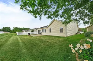 7722 Tanager St, Hobart, IN 46342 - Photo 26