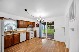746 Imperial Rd, Valparaiso, IN 46385 - Photo 8