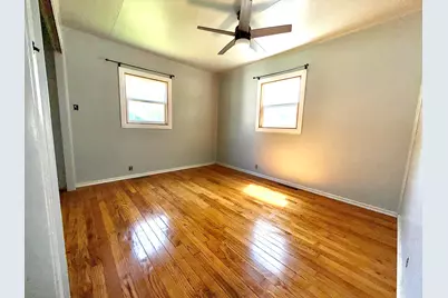 117 N Calumet Avenue, Michigan City, IN 46360 - Photo 8