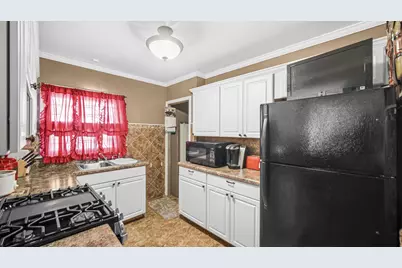 243 Taft Place, Gary, IN 46404 - Photo 4