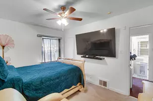 243 Taft Pl, Gary, IN 46404 - Photo 6
