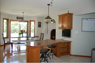 218 W 700 N, Valparaiso, IN 46385 - Photo 14