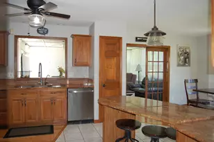 218 W 700 N, Valparaiso, IN 46385 - Photo 14