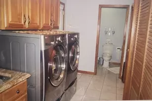 218 W 700 N, Valparaiso, IN 46385 - Photo 24