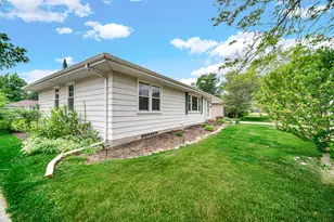 3320 Laporte St, Highland, IN 46322 - Photo 4