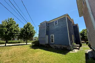 322 E 8th St, Michigan City, IN 46360 - Photo 2