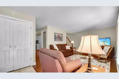 1437 Elm Court, Schererville, IN 46375 - Photo 6