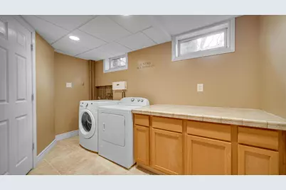 1437 Elm Court, Schererville, IN 46375 - Photo 20