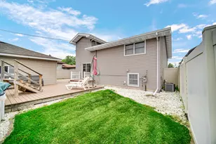 3504 Strong Pl, Highland, IN 46322 - Photo 24