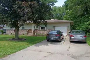 5470 Evergreen Ave, Portage, IN 46368 - Photo 2