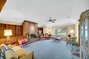32 Gleneagles Dr, Schererville, IN 46375 - Photo 6