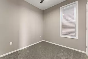 834 Willow Ct, Hammond, IN 46320 - Photo 18