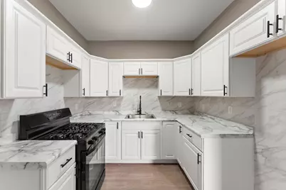 834 Willow Court, Hammond, IN 46320 - Photo 6